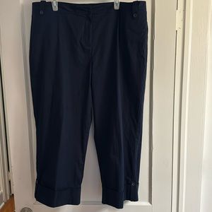 Dressbarn Woman navy blue lightweight  cuffed capris